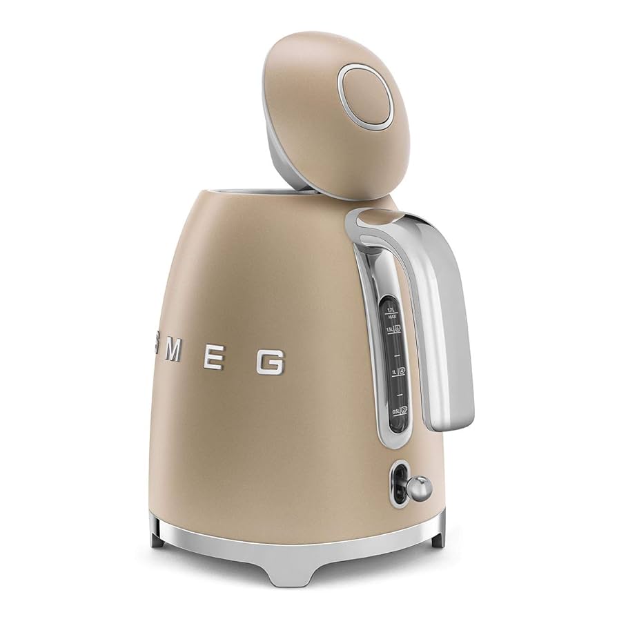 【Aki】SMEG スメッグ ケトル(シャンパンマット) Amazon | 【日本正規品】SMEG スメッグ 電気ケトル (1.7L